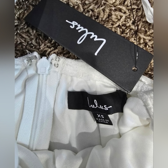 Lulus Romantic Prose White Lace Puff Sleeve Midi Skater Dress Size XS NWT - Picture 4 of 6